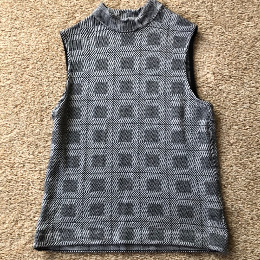 St.John mock neck pullover top